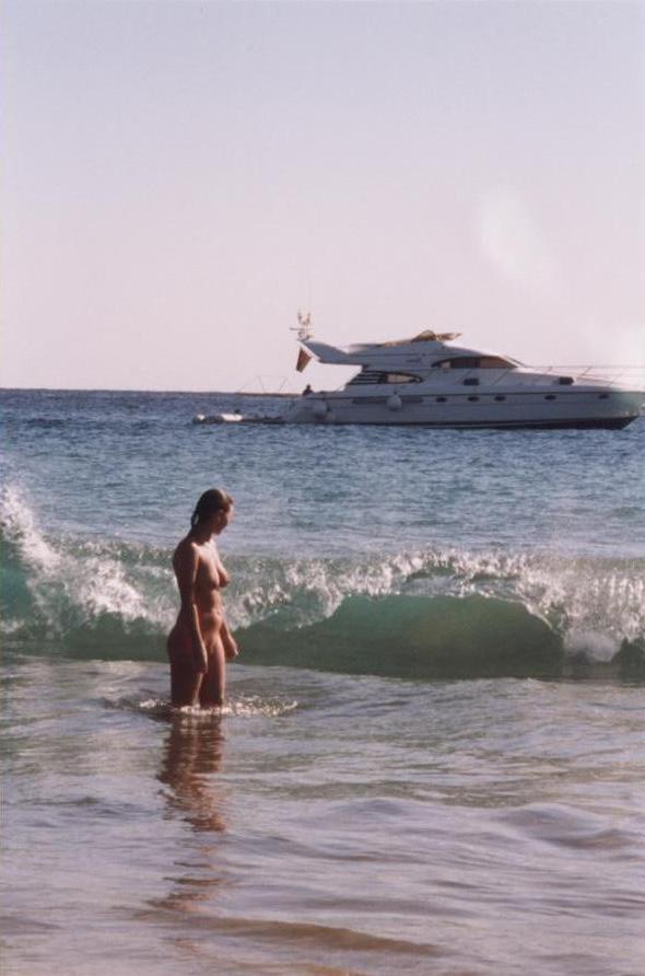 15P Warning -  real unbelievable nudist photos and videos