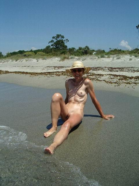 15P Warning -  real unbelievable nudist photos and videos
