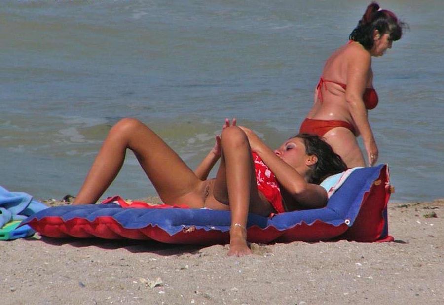 15P Warning -  real unbelievable nudist photos and videos