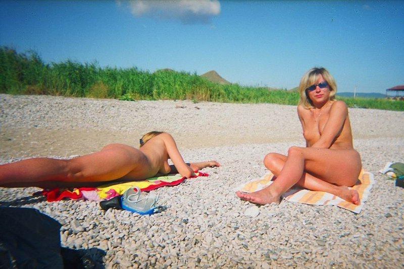15P Warning -  real unbelievable nudist photos and videos