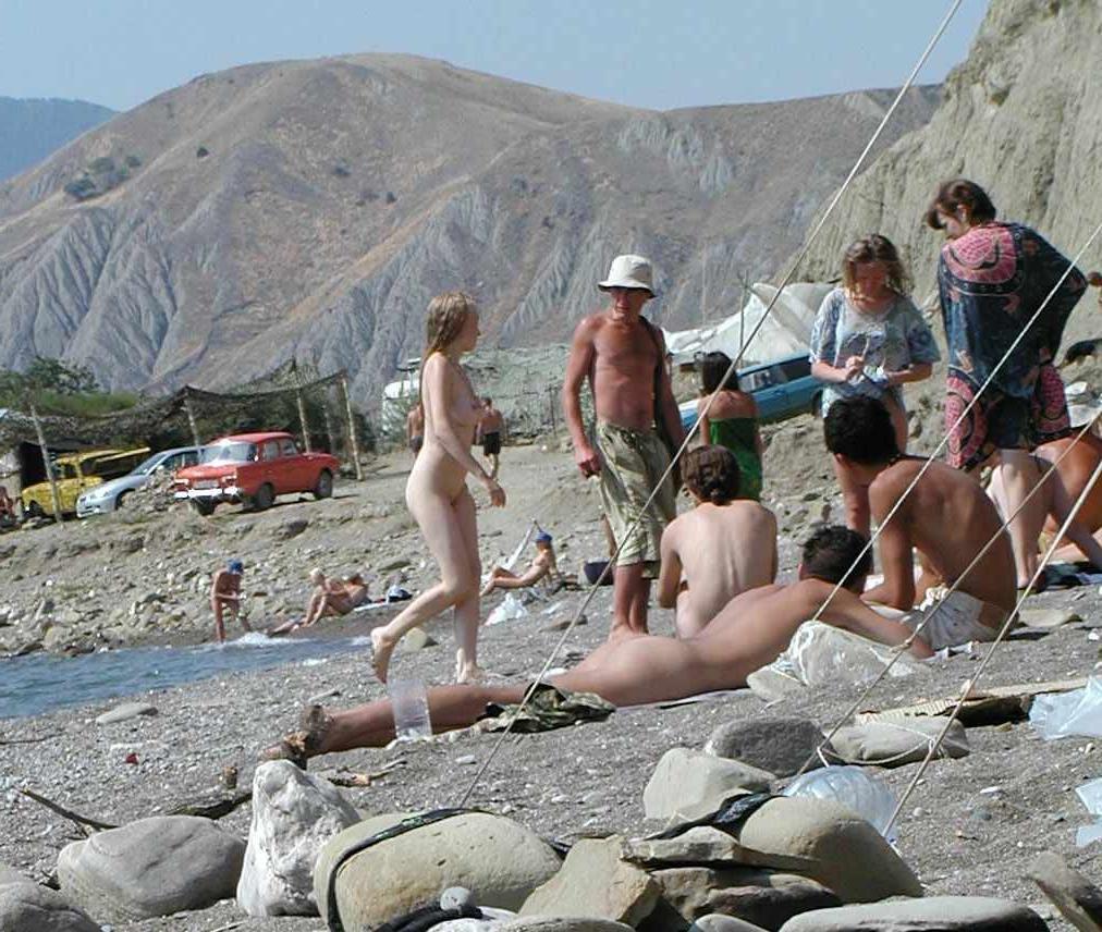 15P Warning -  real unbelievable nudist photos and videos