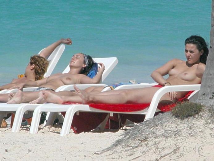 15P Warning -  real unbelievable nudist photos and videos