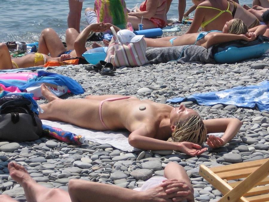 15P Warning -  real unbelievable nudist photos and videos