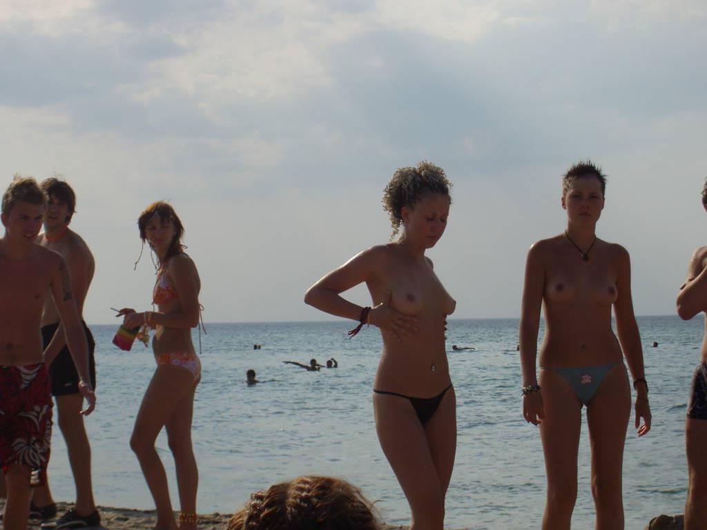 15P Warning -  real unbelievable nudist photos and videos