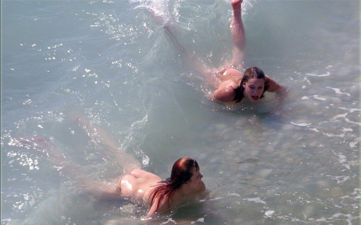 15P Warning -  real unbelievable nudist photos and videos