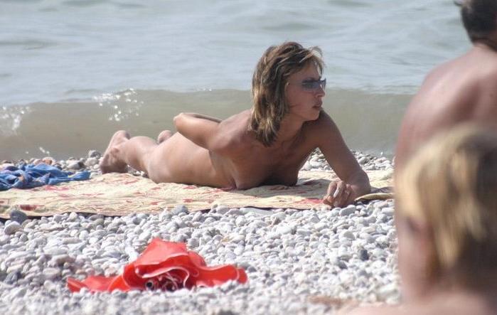 15P Warning -  real unbelievable nudist photos and videos