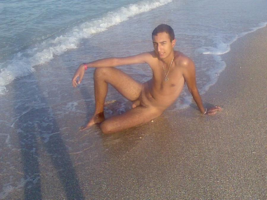 8P Warning -  real unbelievable nudist photos and videos