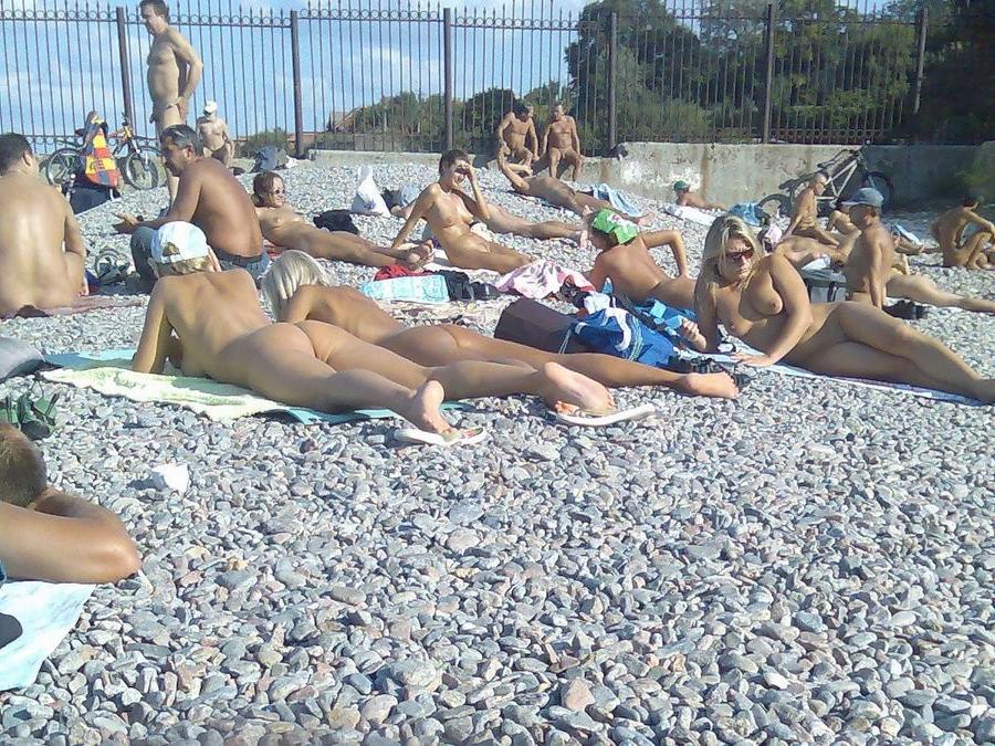 15P Warning -  real unbelievable nudist photos and videos