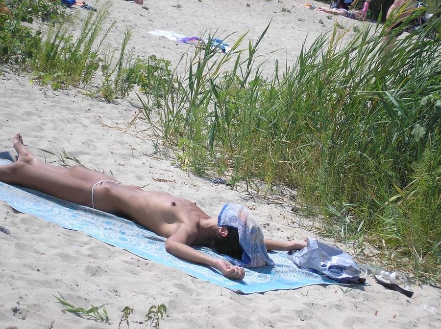 15P Warning -  real unbelievable nudist photos and videos