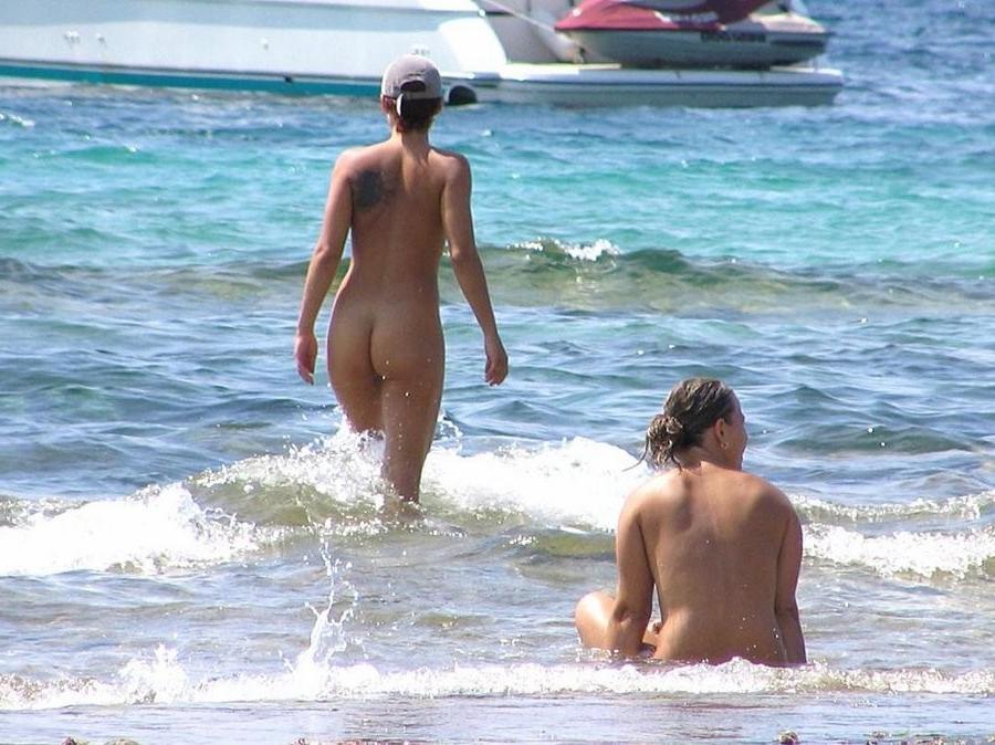 15P Warning -  real unbelievable nudist photos and videos