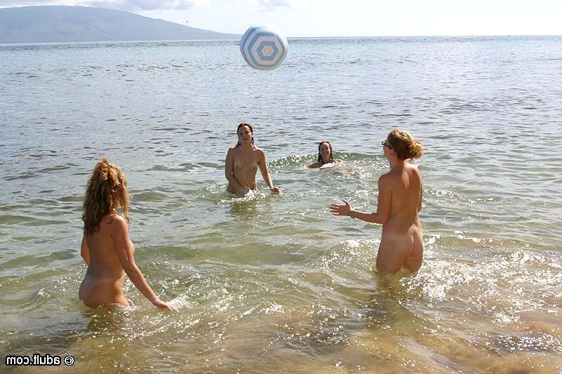 16P Horny nudist lesbians playing and eating pussy on the beach