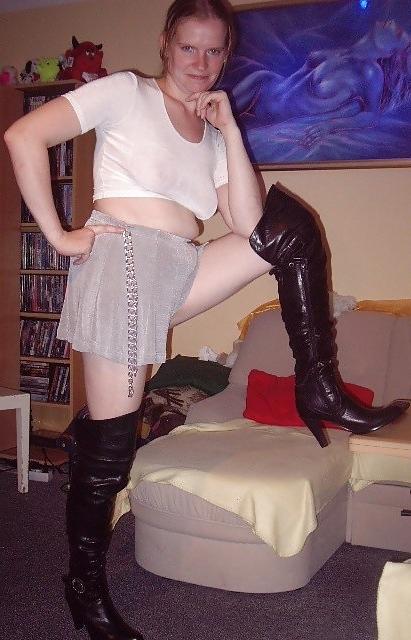 25P High school Sluts Still at it after all these years