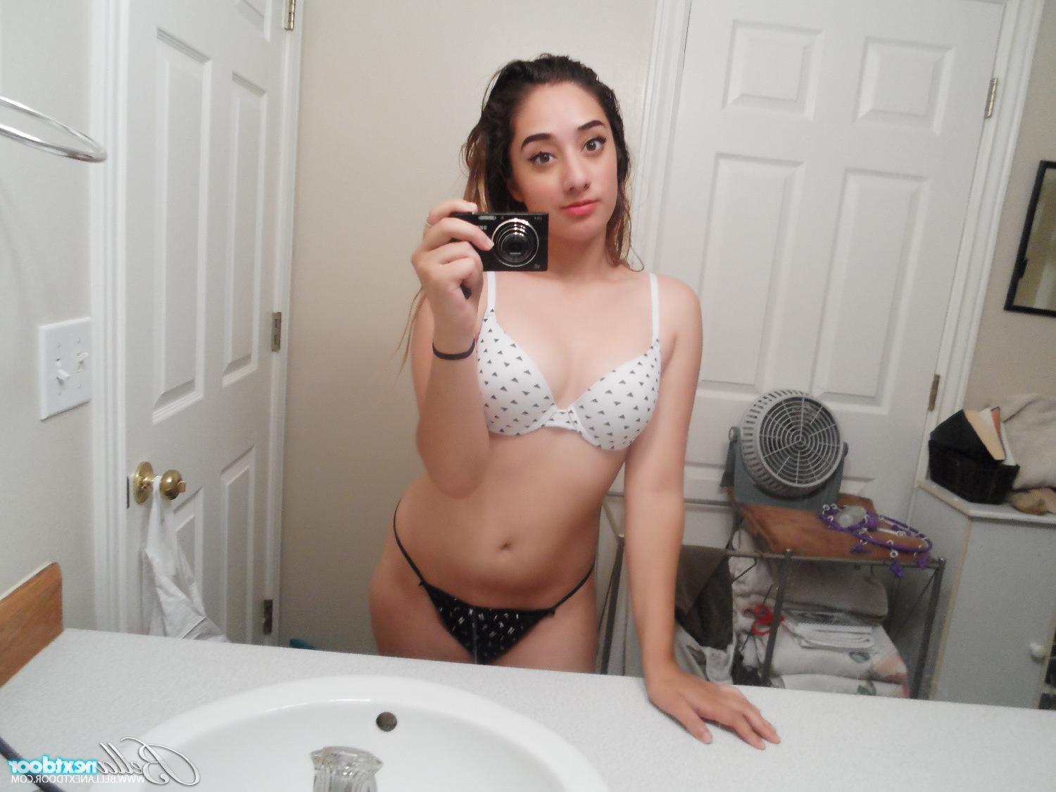 15P Naughty teen Lupe Diaz takes nude selfies in a mirror