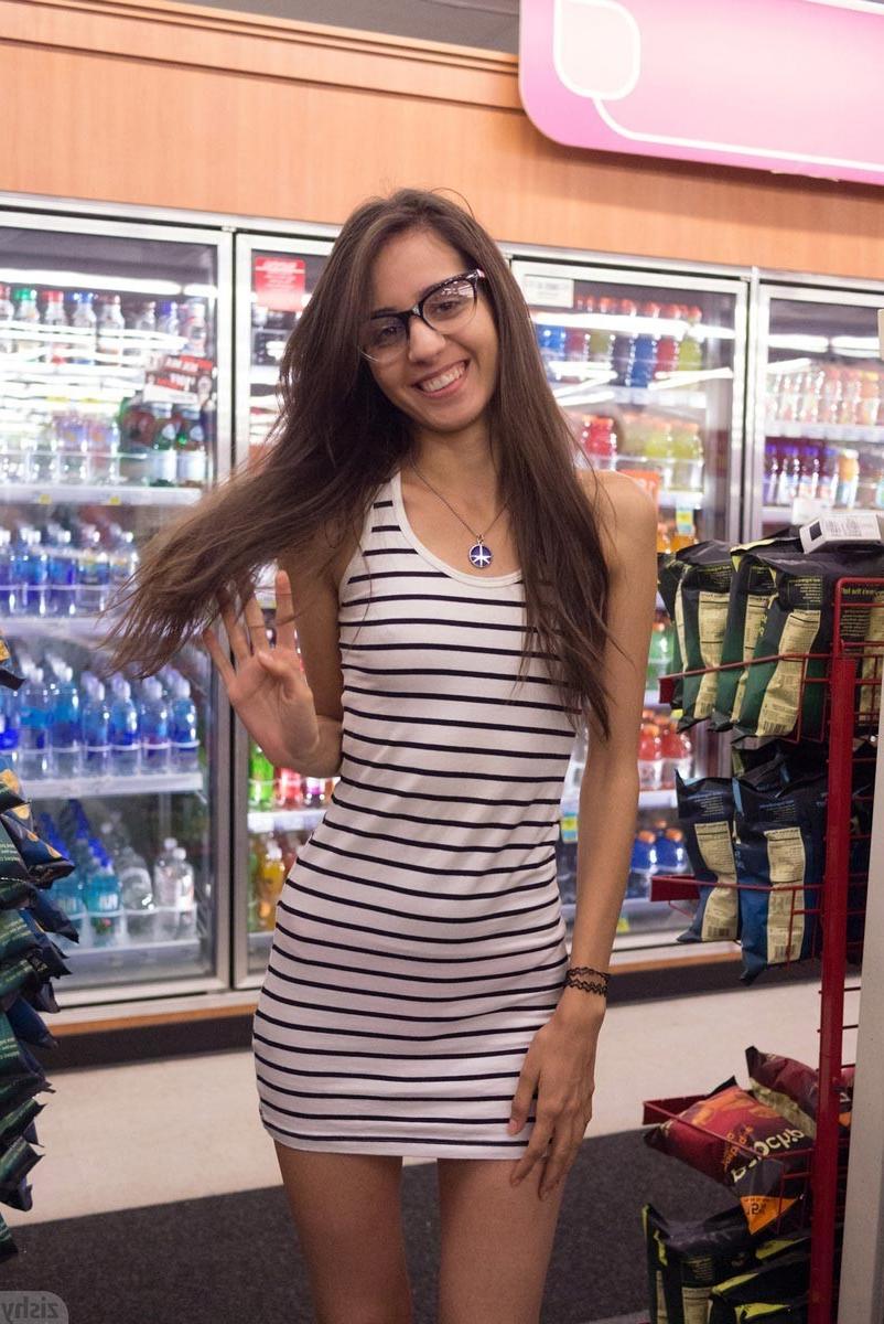 12P Sweet latina in the supermarket
