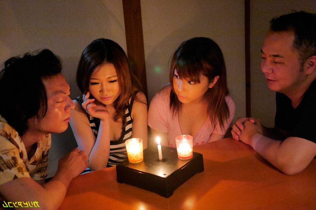 25P Two Japanese Girls Two Japanese Guys
