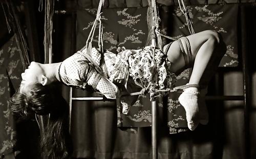 21P Shibari school 
