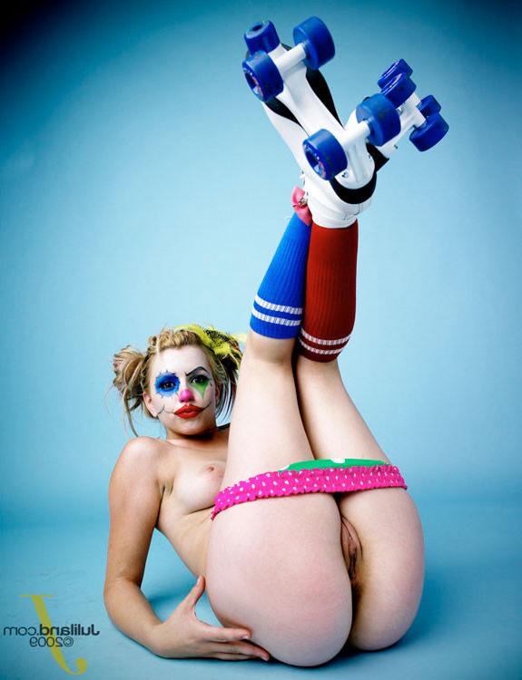 15P Lexi Belle is funny clown