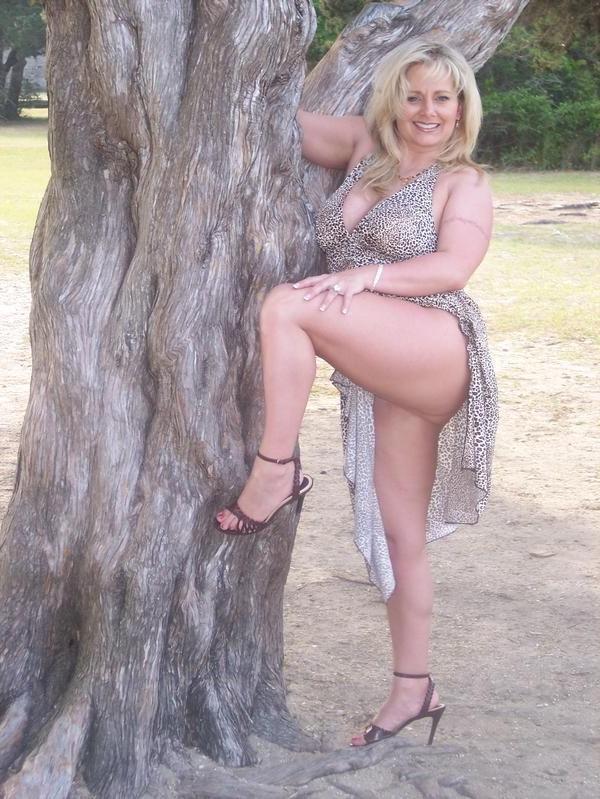 16P real outdoor flashing and nudist pics