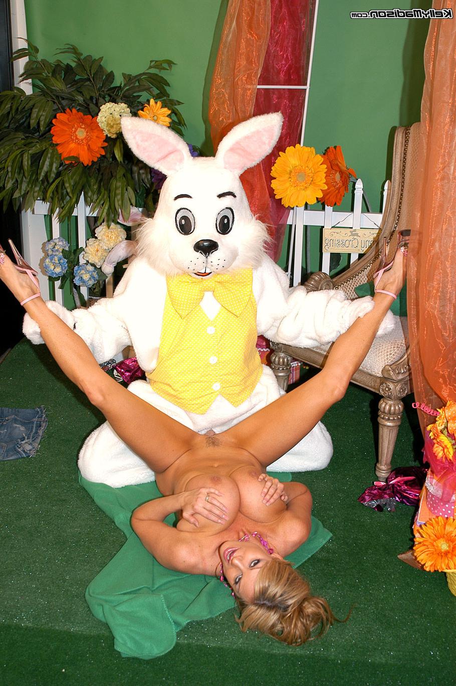 16P Kelly meets the Easter bunny and gets fucked like a rabbit
