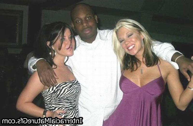 15P Interracial Mature Girlfriends taking black cock