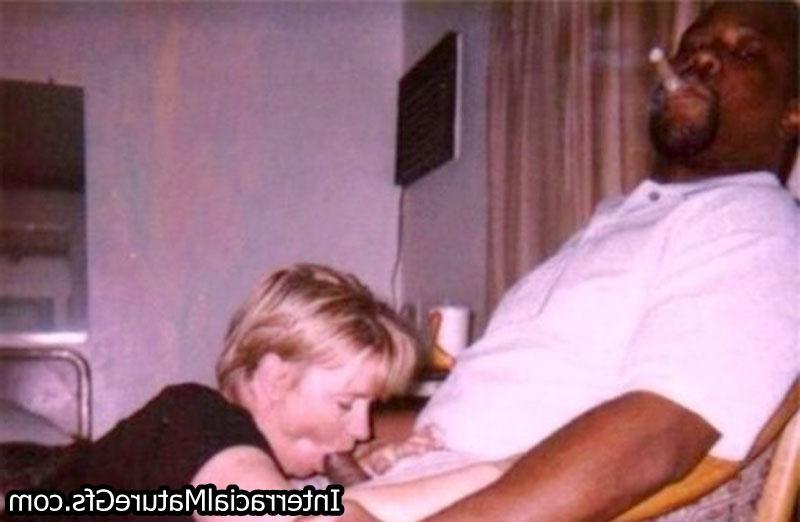 15P Interracial Mature Girlfriends taking black cock