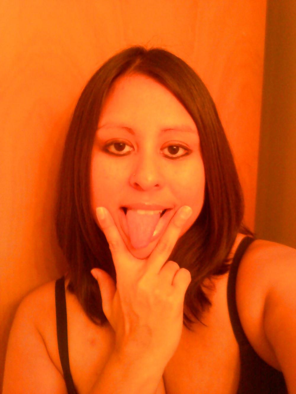 25P Latin girl