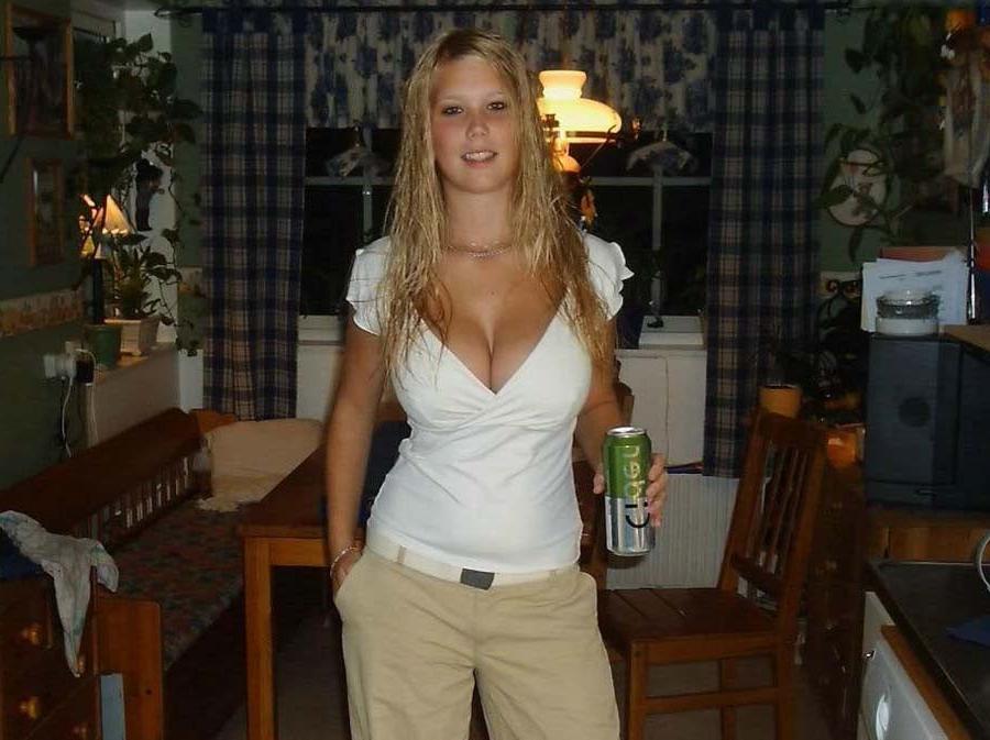 10P Smokin' hot blonde teen with big boobs