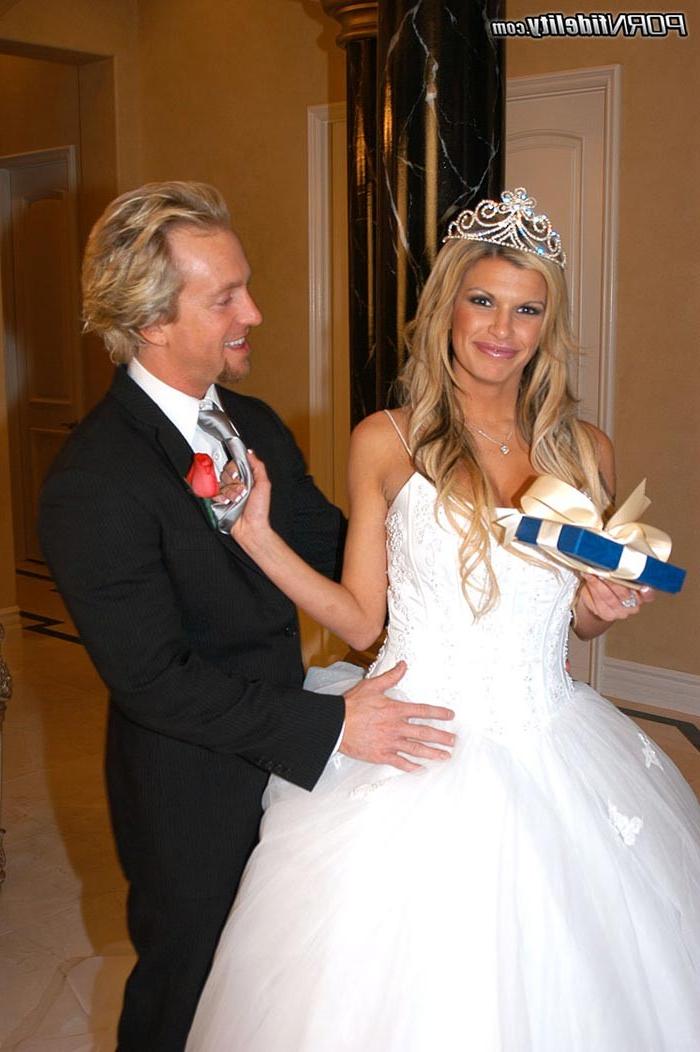 15P Kendall Brooks in action after wedding