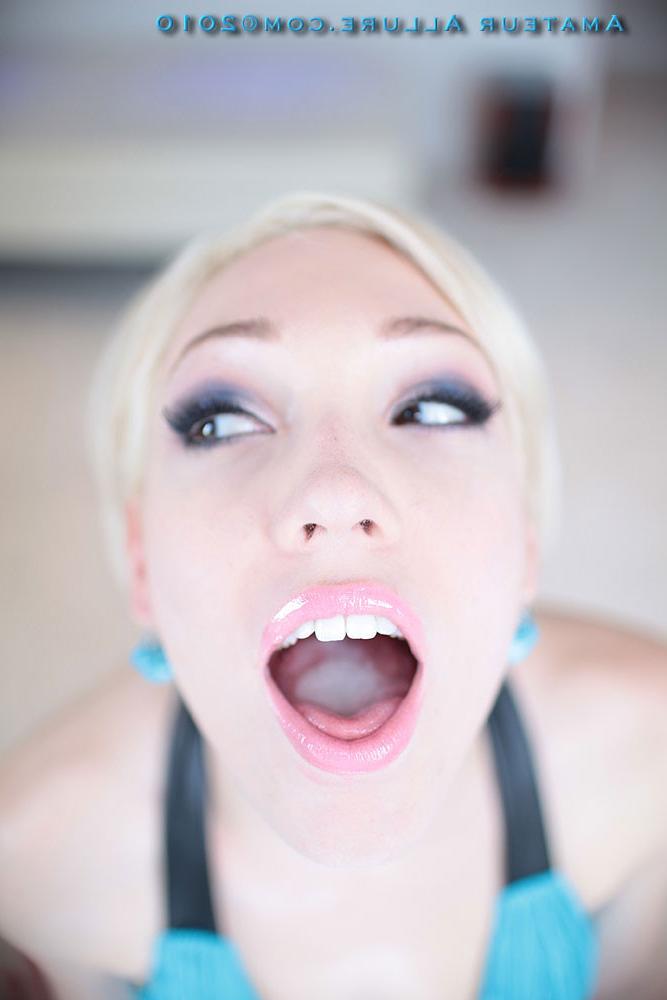 14P Irresistible Girls First Time Porno