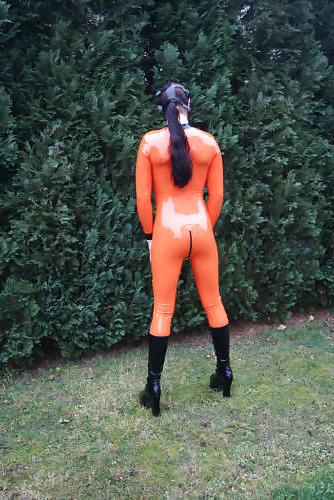 14P Meine neuen latex catsuits