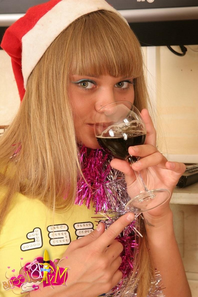 15P Sexy teen couple spends New Year\'s Eve together