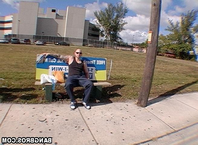 16P curly haired freak sucks a guy off on the imfamous bus