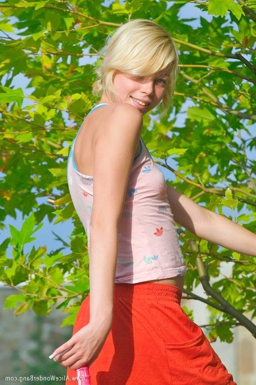 14P Blonde teen showing her petite pinkhole