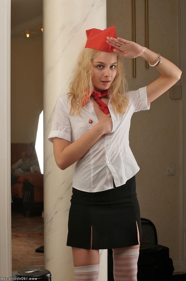 16P Young tiny titted blonde showing her hairless pinkhole