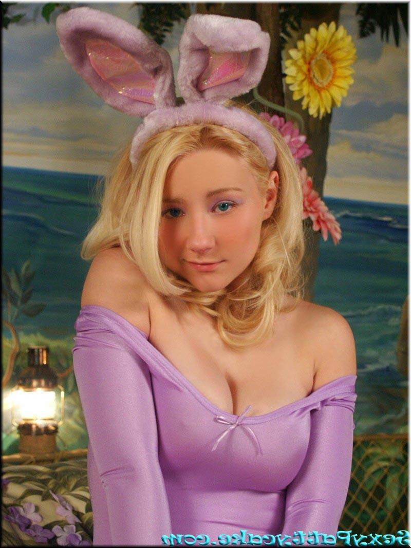 20P Busty blonde teen dressed as bunny