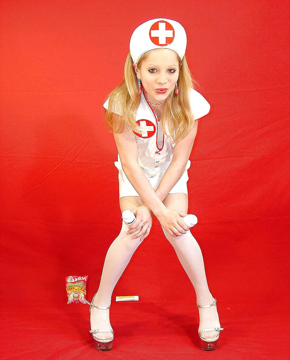 11P Nice Nurse