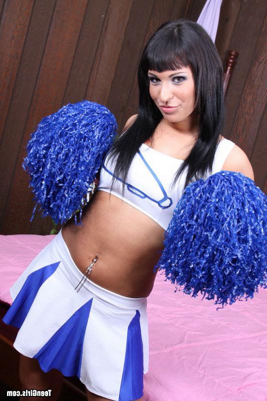 15P Hot schoolgirl is waiting for you
