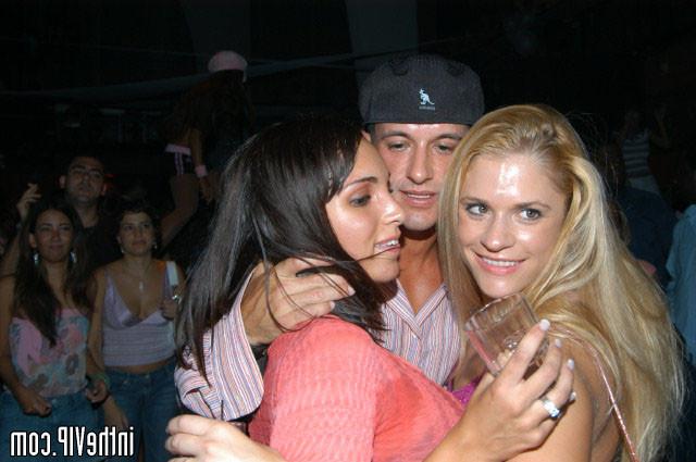 11P Girls in gstring dance at the club then taken home to suck cock and eat pussy