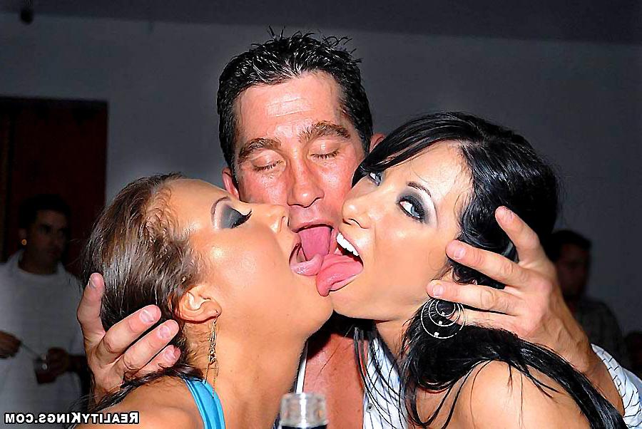 18P Cum watch nadia and the girls get wild for the dick in these hot club sex pics