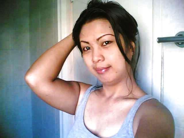 25P Hot Filipina