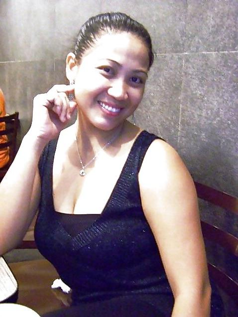 25P Hot Filipina