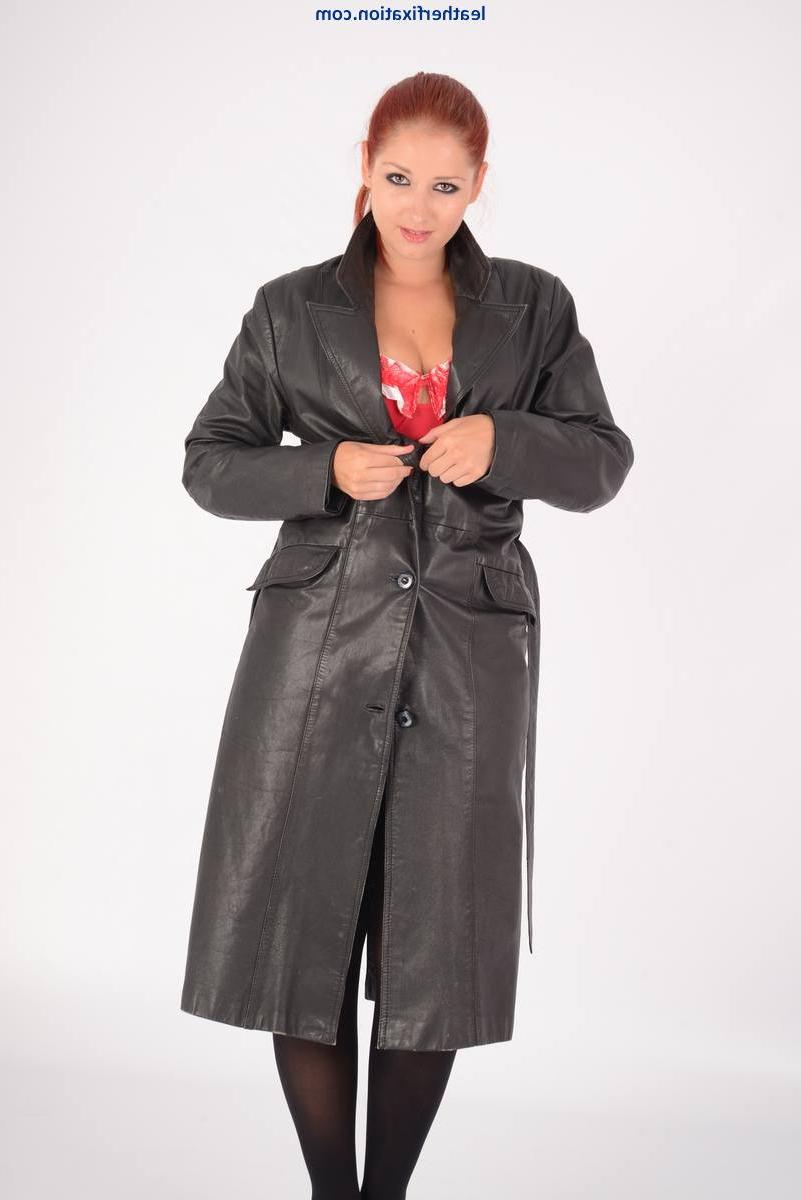 15P Gorgeous fiery redhead Harley flashes open her leather trench co