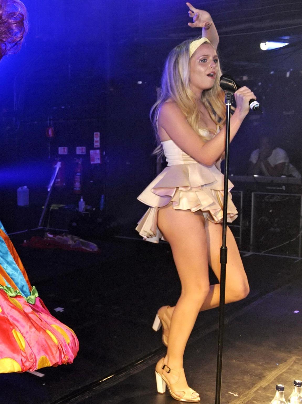 16P Diana Vickers upskirt while performing at 'G-A-Y' nighclub in London