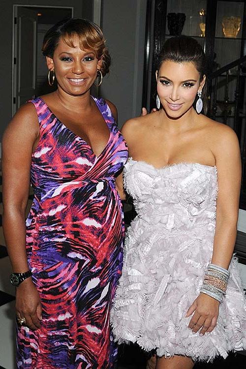 16P Kim Kardashian exposing sexy body and huge boobs on her wedding