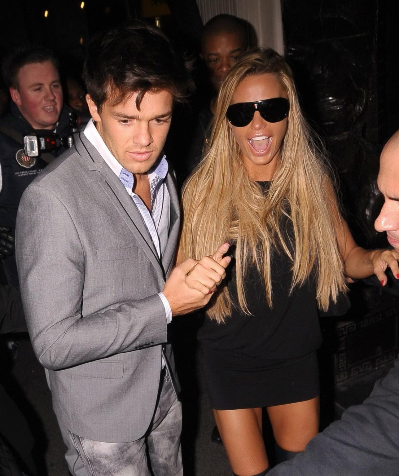 16P Katie Price flashing her panties outside Mahiki Night Club