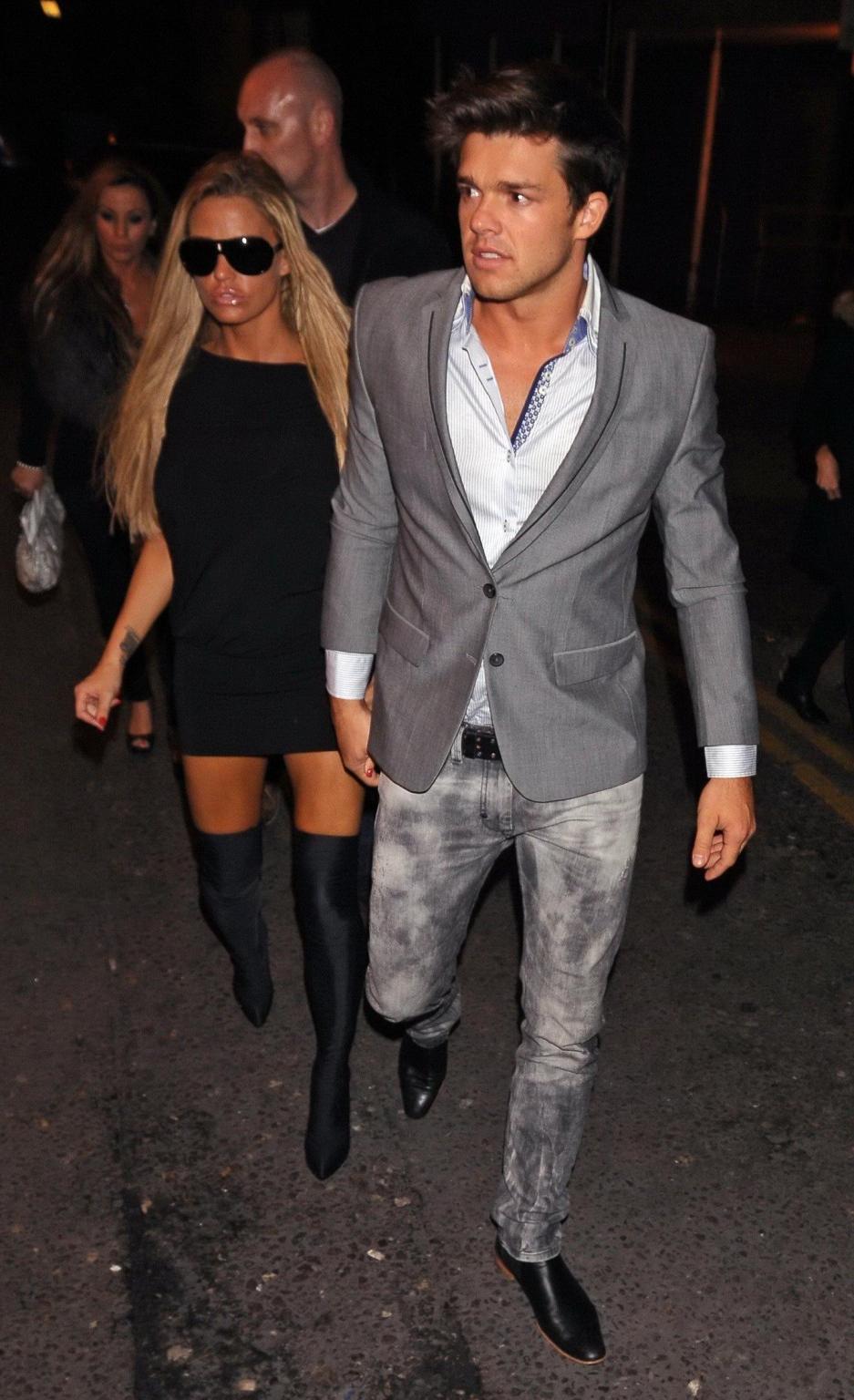 16P Katie Price flashing her panties outside Mahiki Night Club