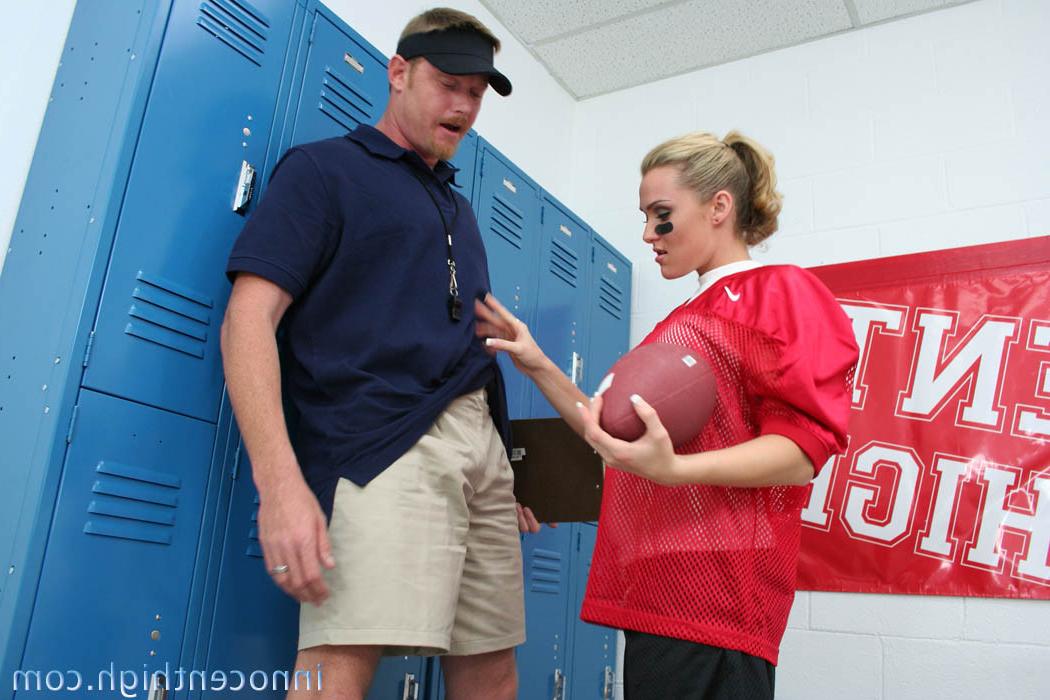 16P Blonde schoolgirlsucking &amp;amp; fucking her gym teacher &amp;amp; cumshot