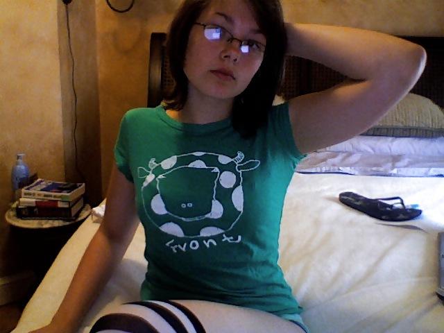 16P Dormroom Girl