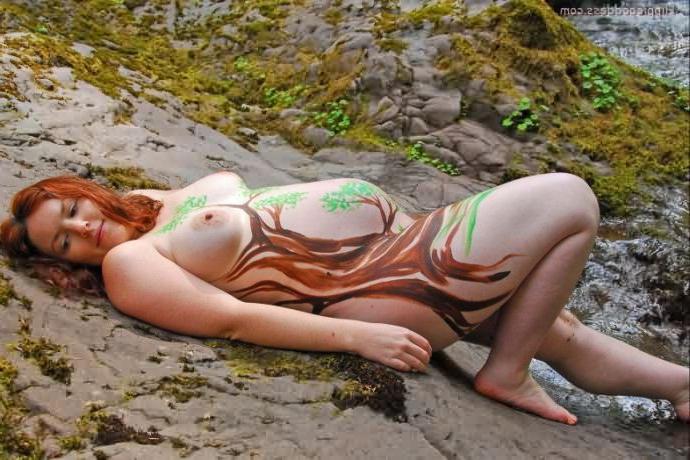 15P Hairy Pregnant Nudist in Body Paint Naked on River Bank