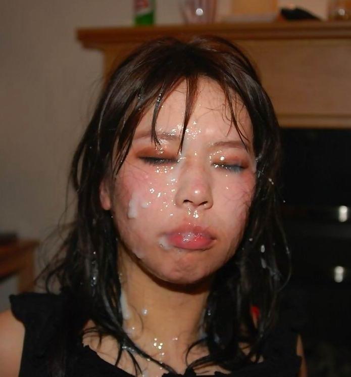 15P japanese babes getting bukkake loads of cum